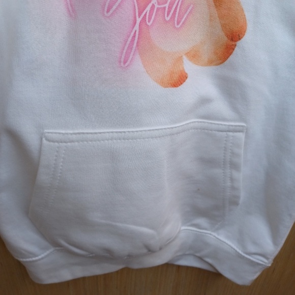 Children Hoodie. "Love You" Teddie Bear Design. Size 7 - 8 - Picture 4 of 13